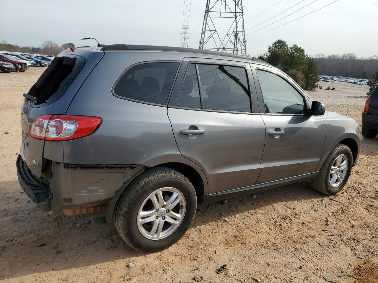 2010 Hyundai Santa Fe - Image 3