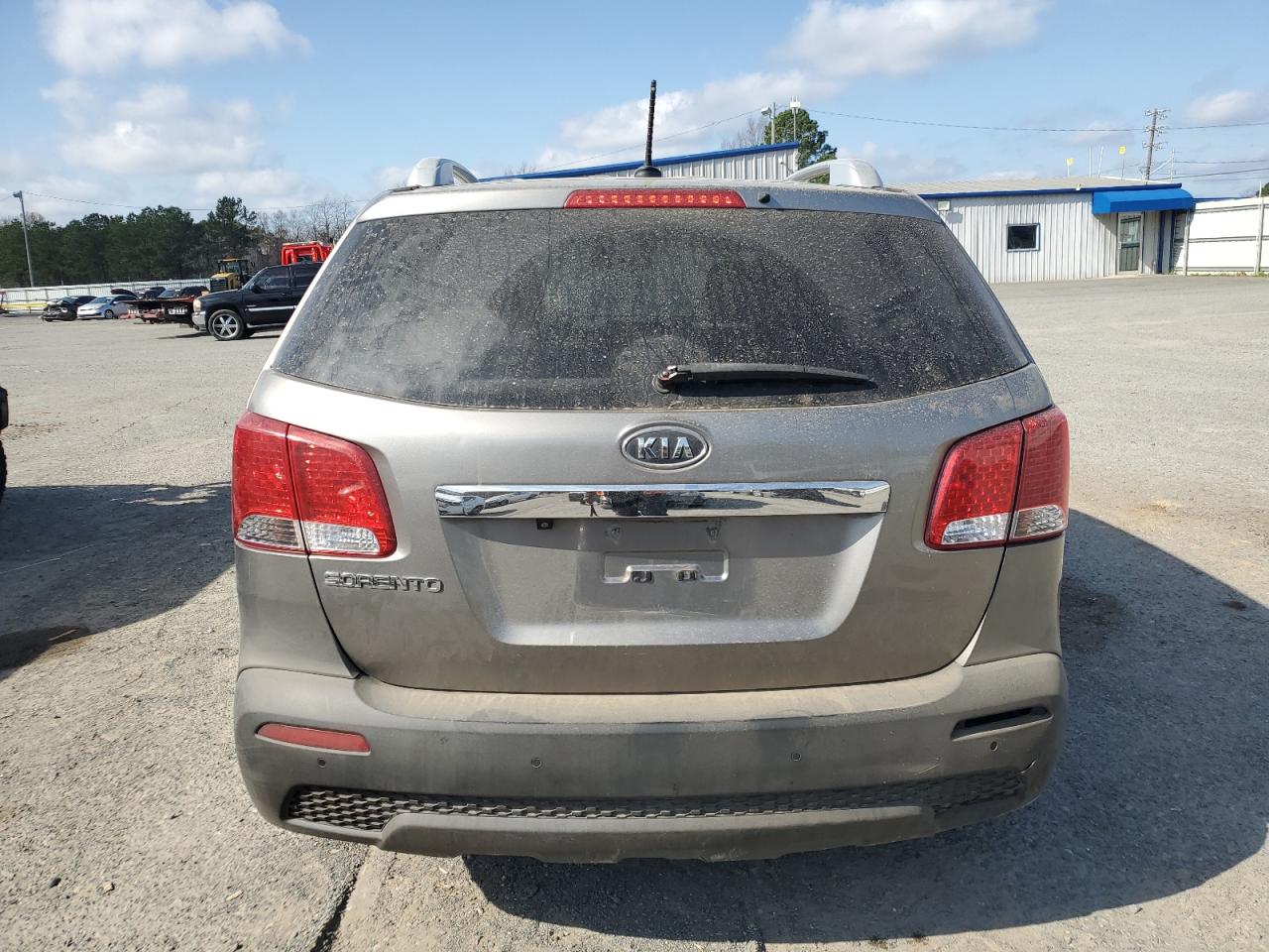 2011 Kia Sorento - Image 6