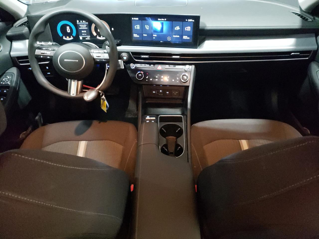 2024 Hyundai Sonata - Image 8