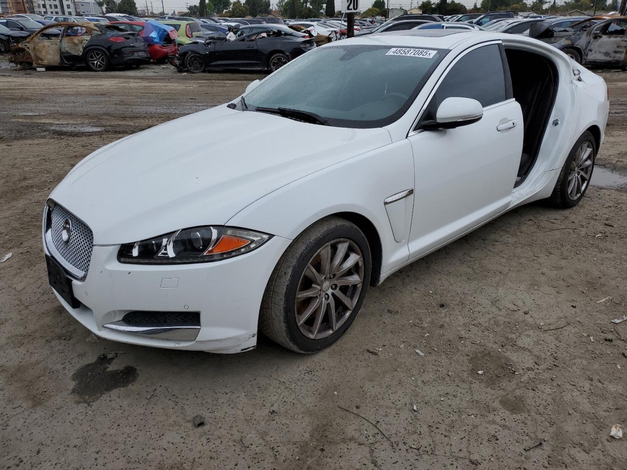 2015 Jaguar Xf 2.0T Premium на продаже в Los Angeles, CA - Side