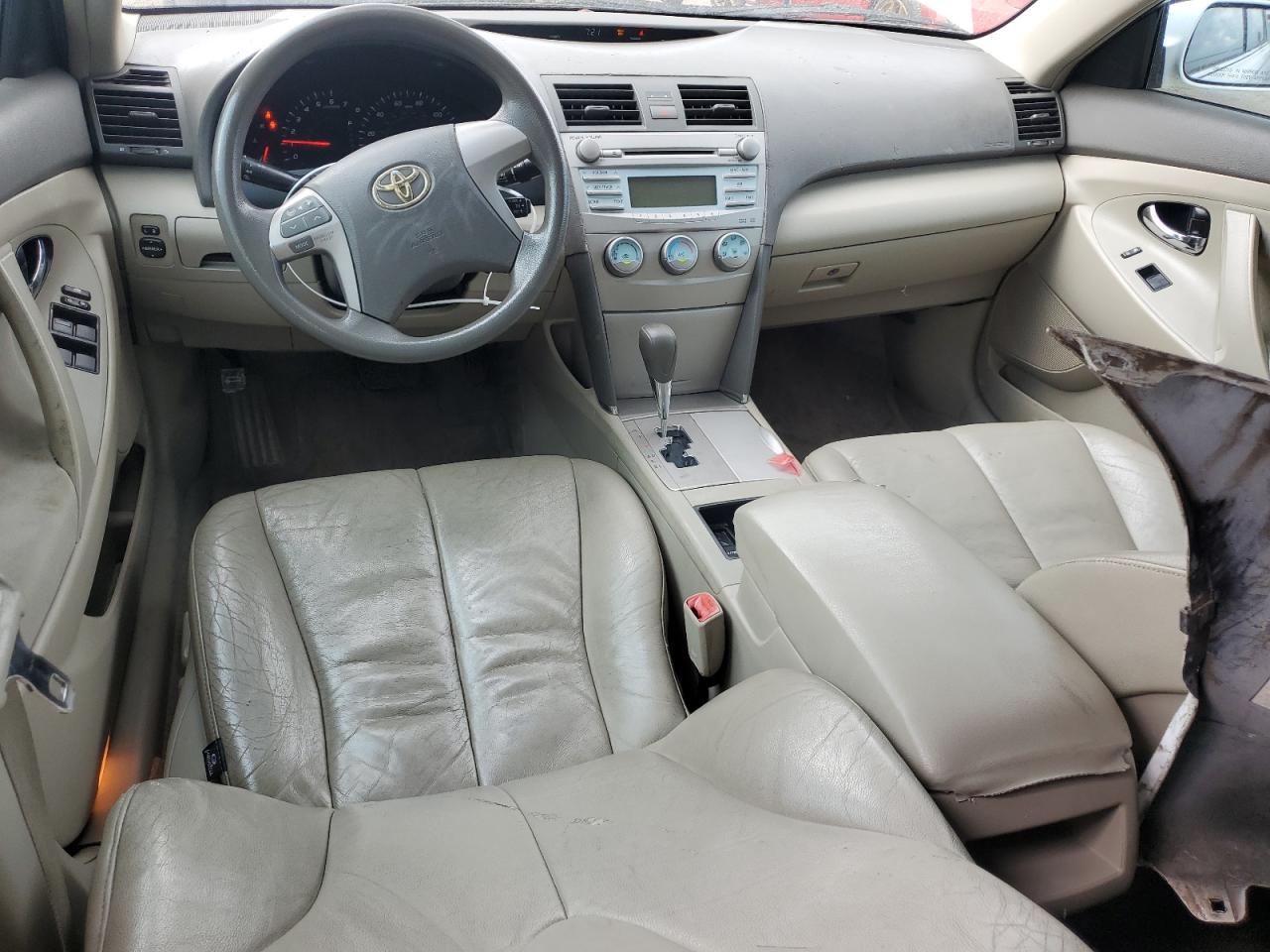 2009 Toyota Camry - Image 8