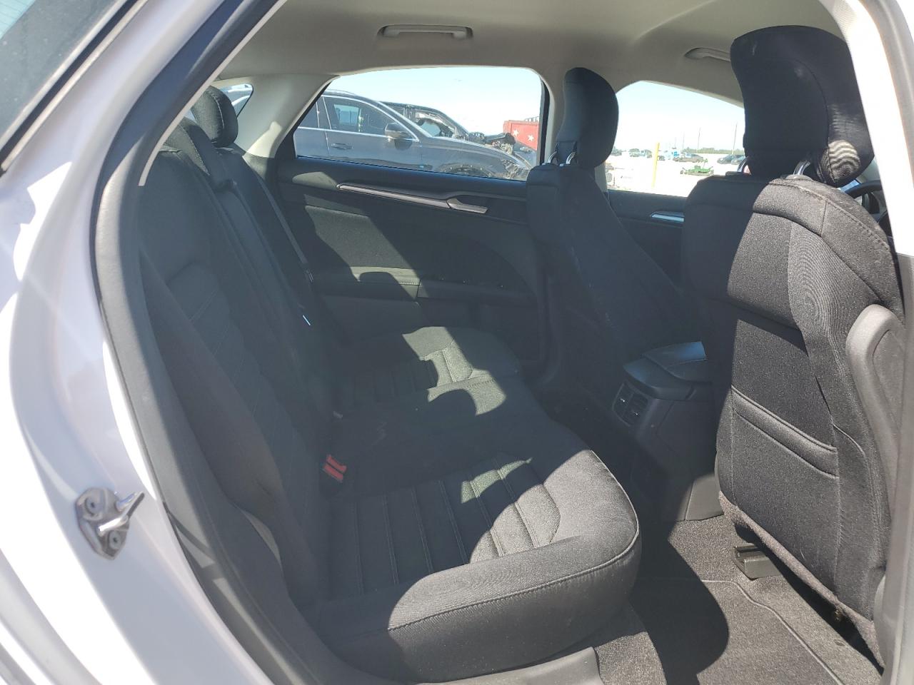 2015 Ford Fusion - Image 10