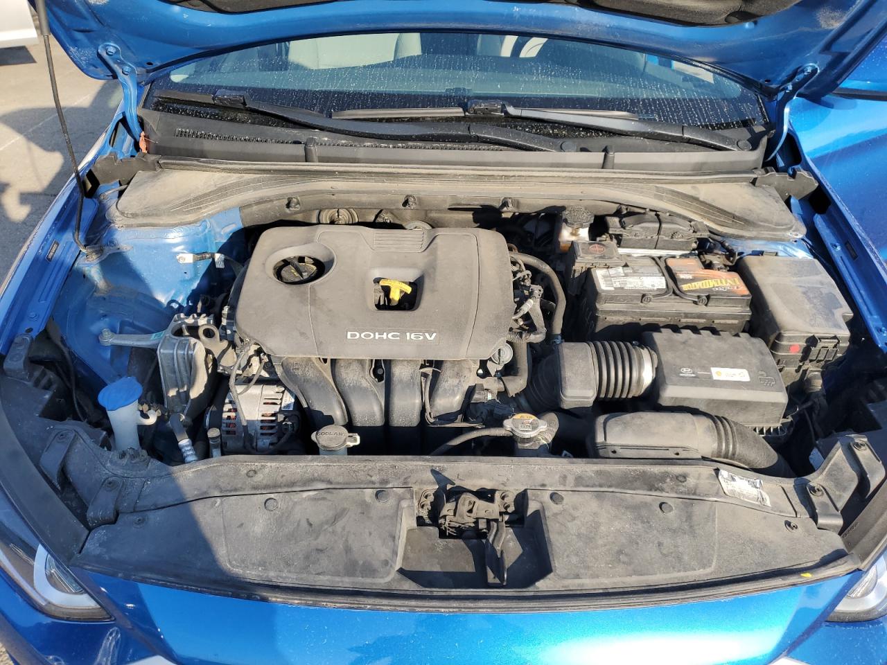 2018 Hyundai Elantra - Image 11