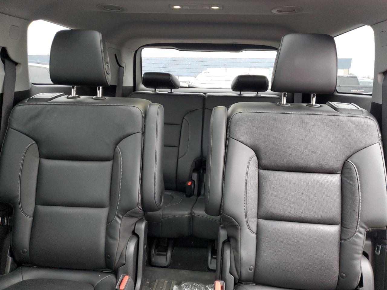 2017 GMC Acadia - Image 10