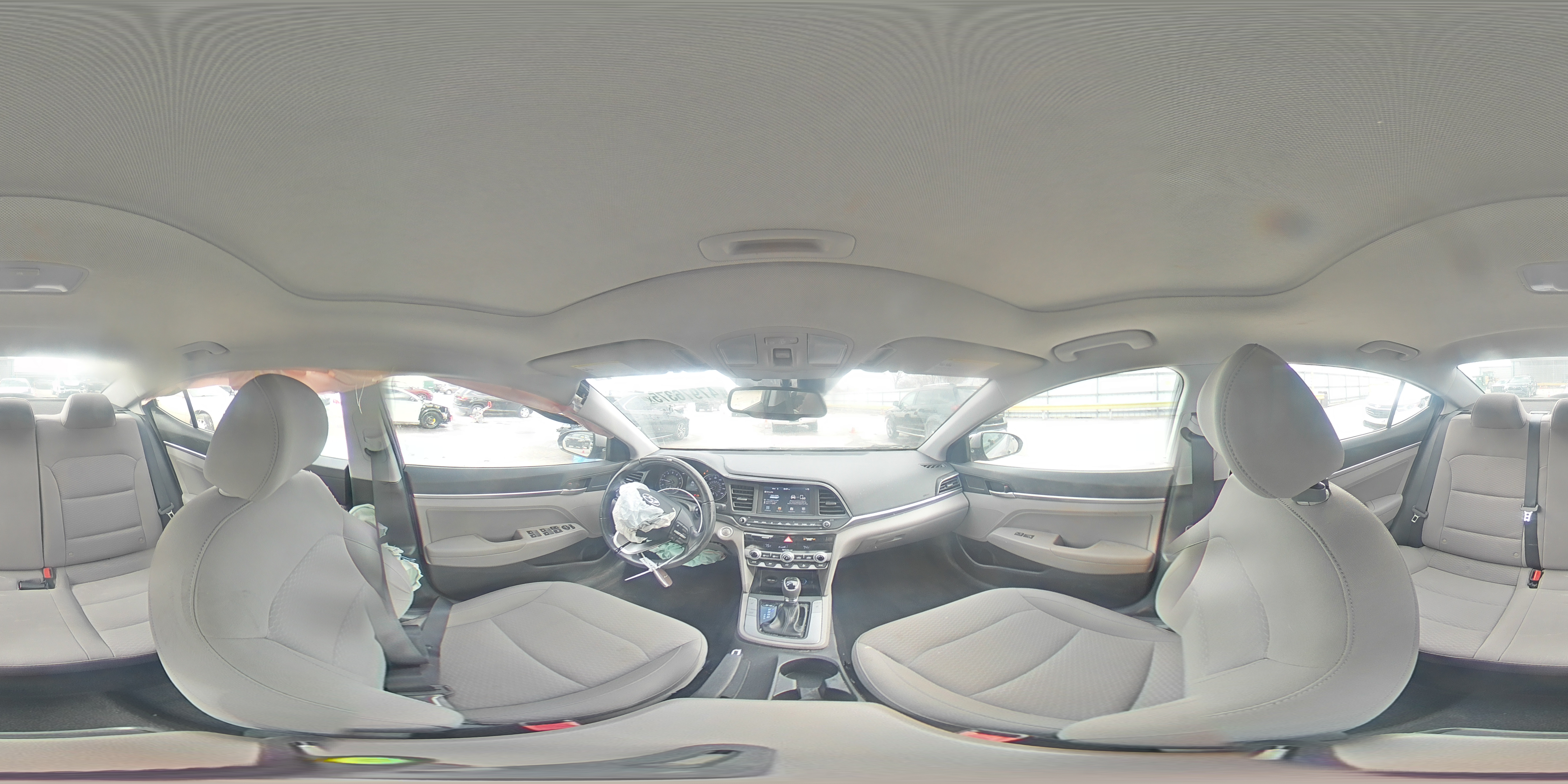 2020 Hyundai Elantra - Image 15