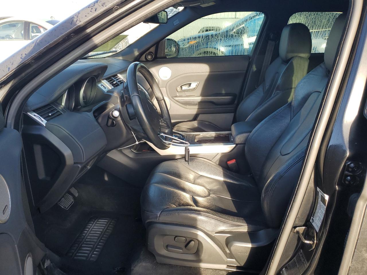 2015 Land Rover Range Rover - Image 7