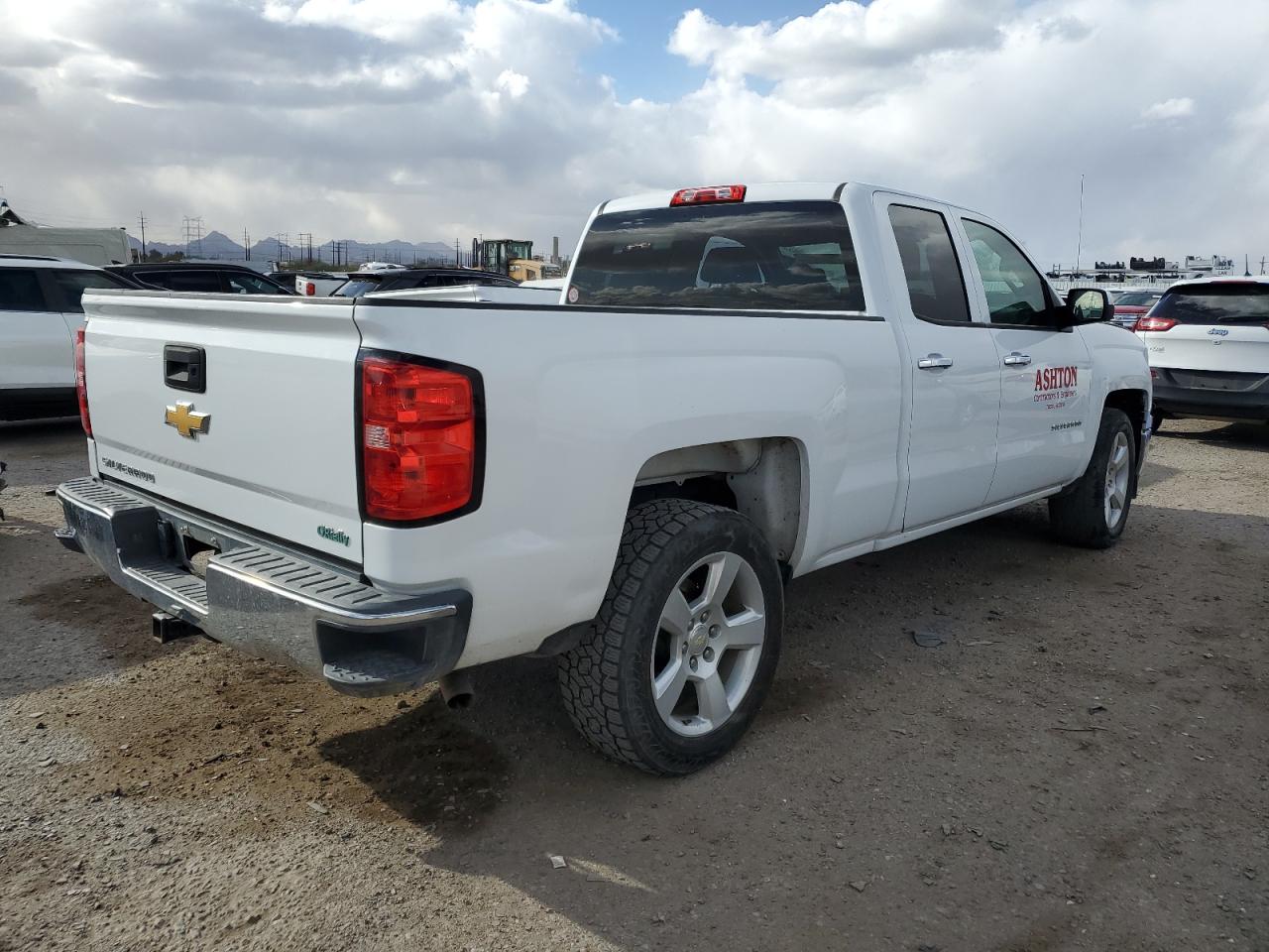 2015 Chevrolet Silverado - Image 3