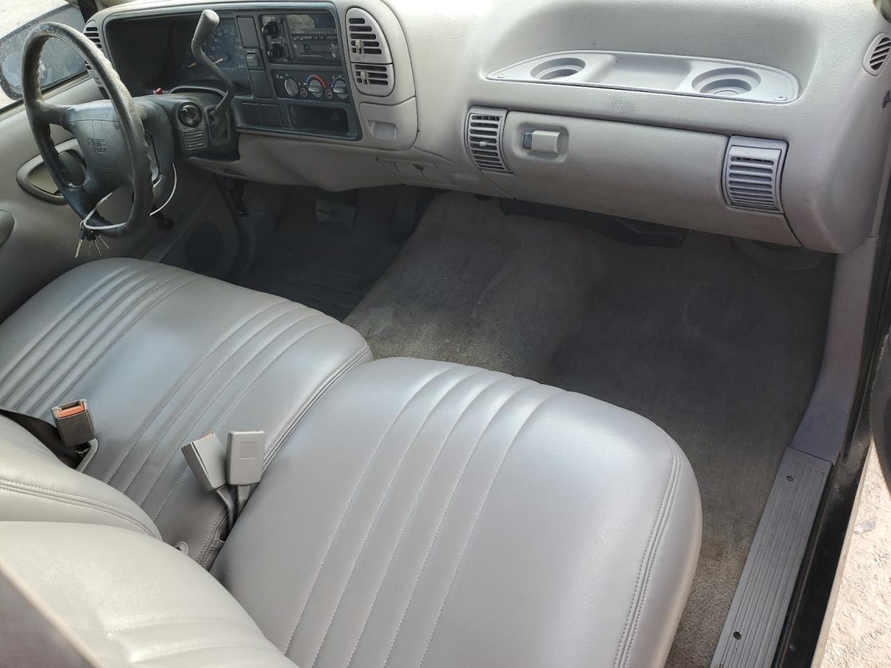1996 GMC Sierra - Image 8