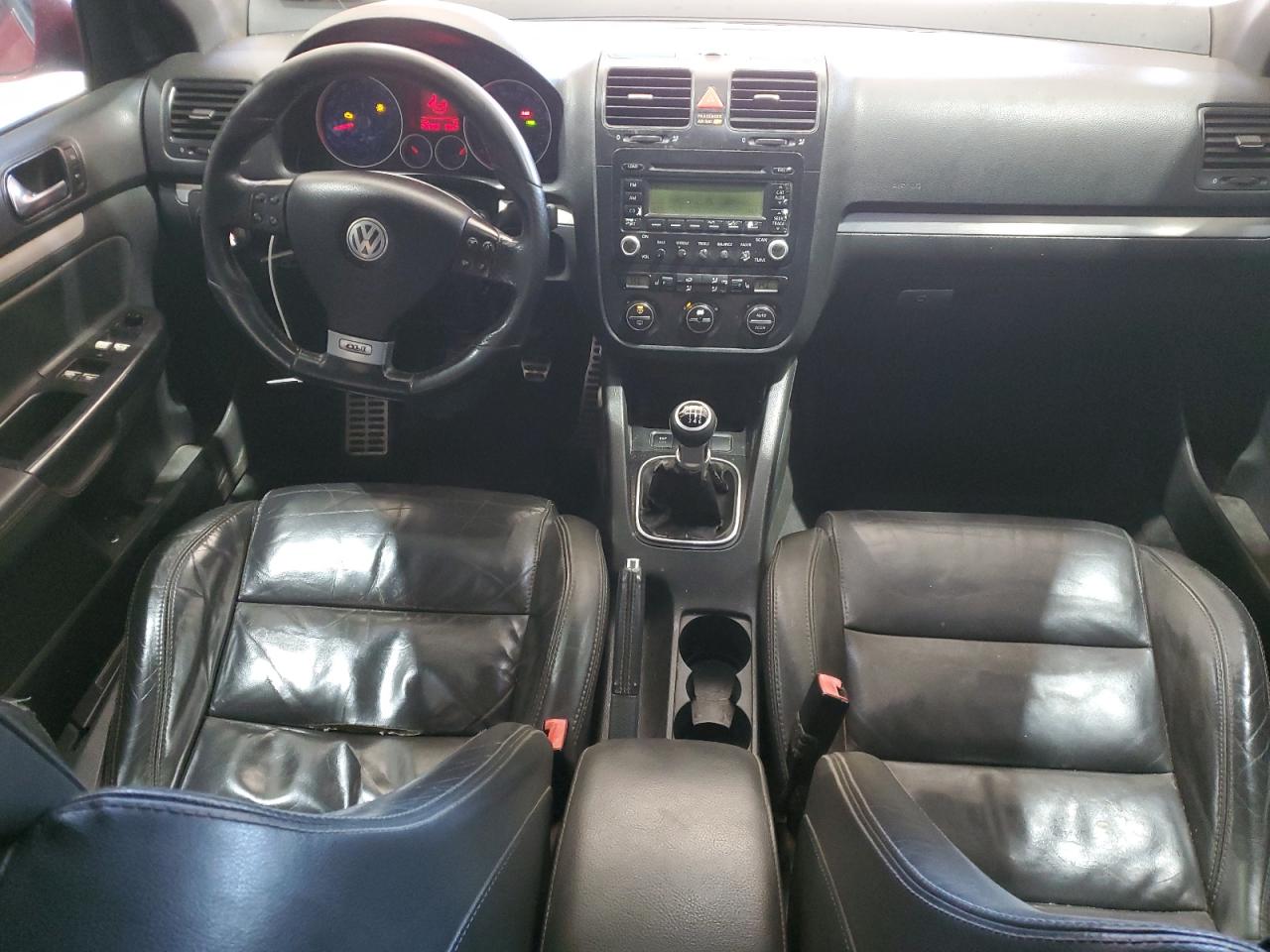 2006 Volkswagen Jetta - Image 8