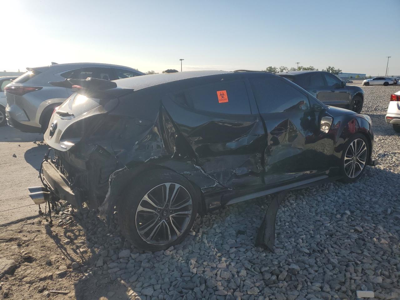 2016 Hyundai Veloster - Image 3