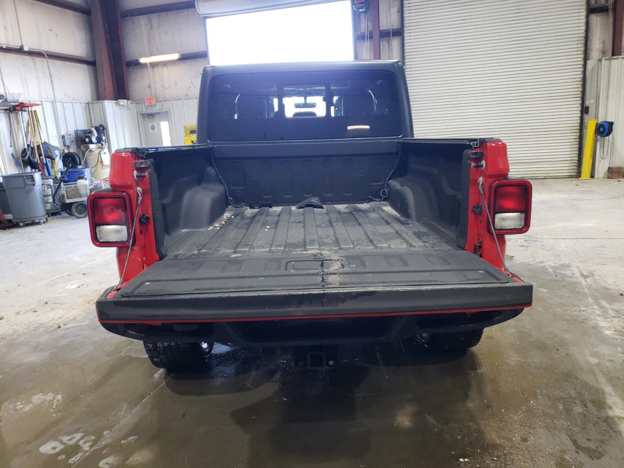 2020 Jeep Gladiator - Image 6
