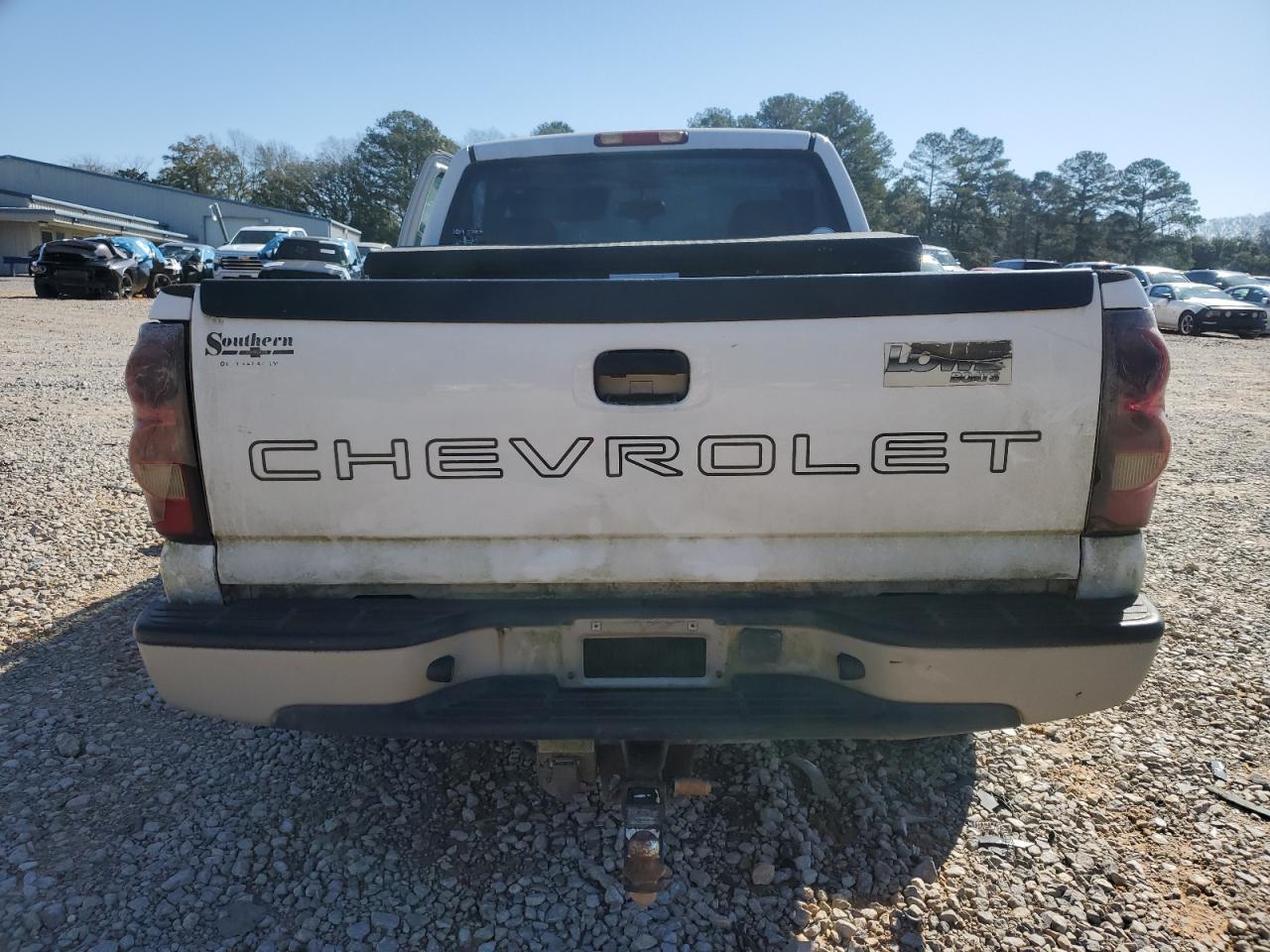 2004 Chevrolet Silverado - Image 6