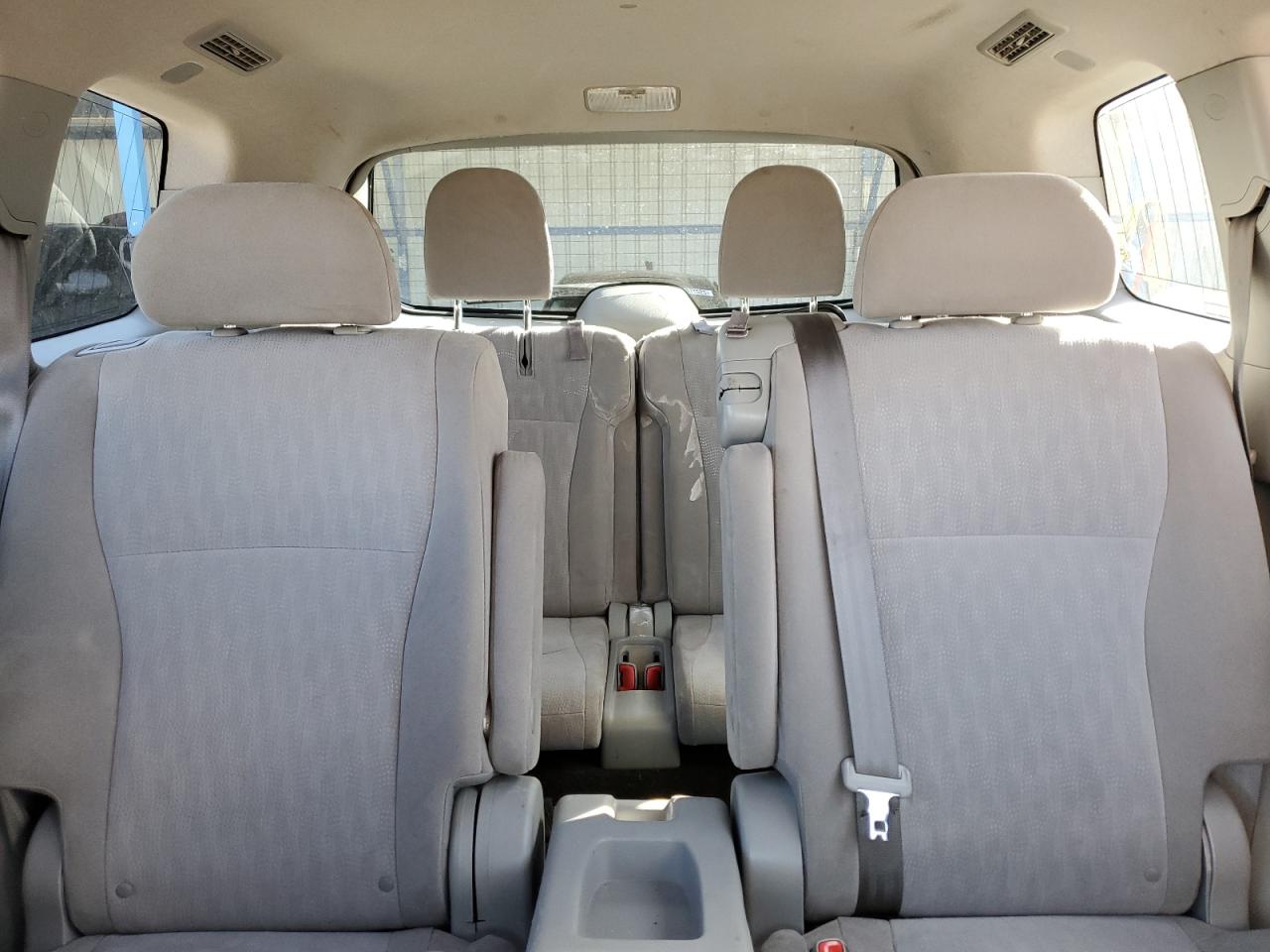 2013 Toyota Highlander - Image 10