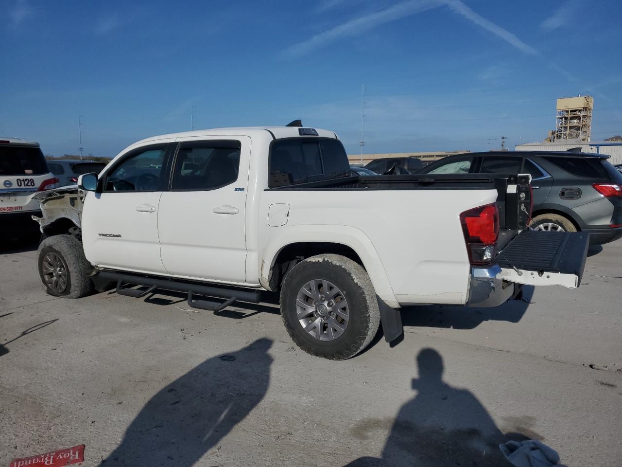 2018 Toyota Tacoma - Image 2