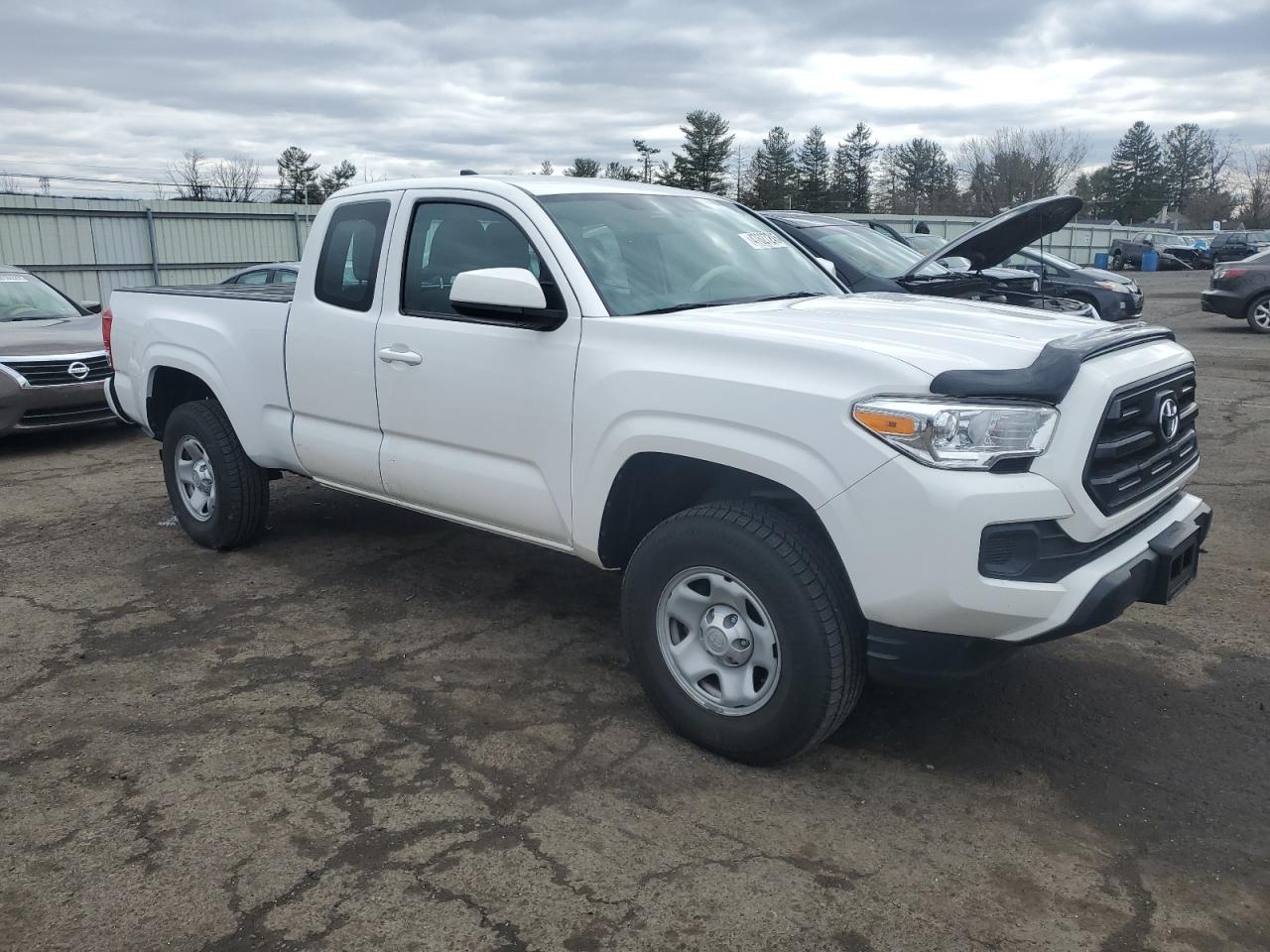 2017 Toyota Tacoma - Image 4