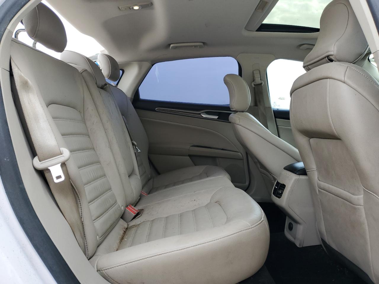 2017 Ford Fusion - Image 10