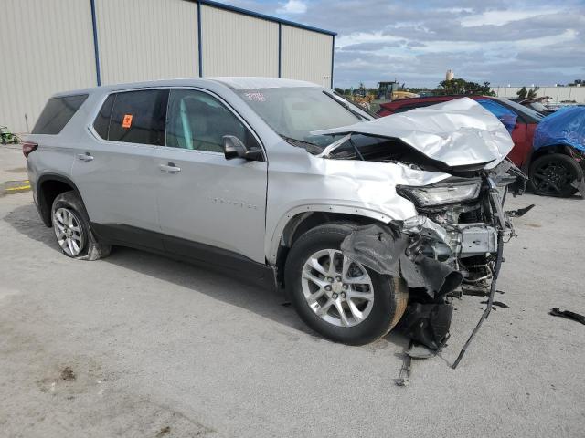  CHEVROLET TRAVERSE 2022 Silver