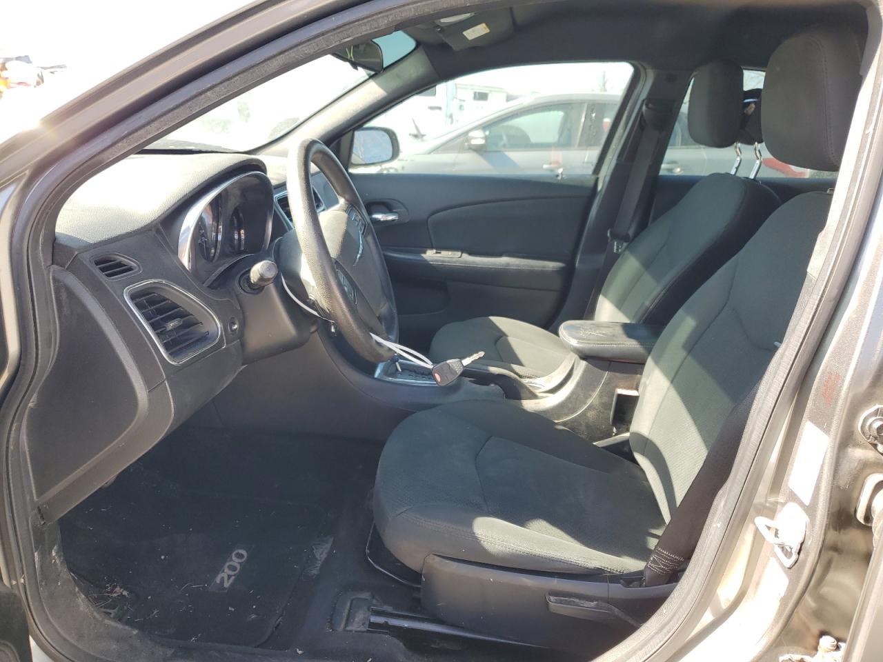 2012 Chrysler 200 - Image 7