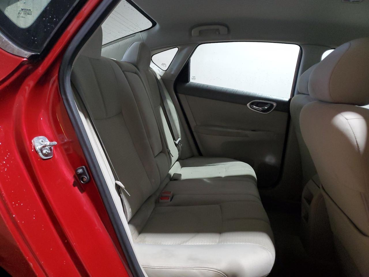 2014 Nissan Sentra - Image 10