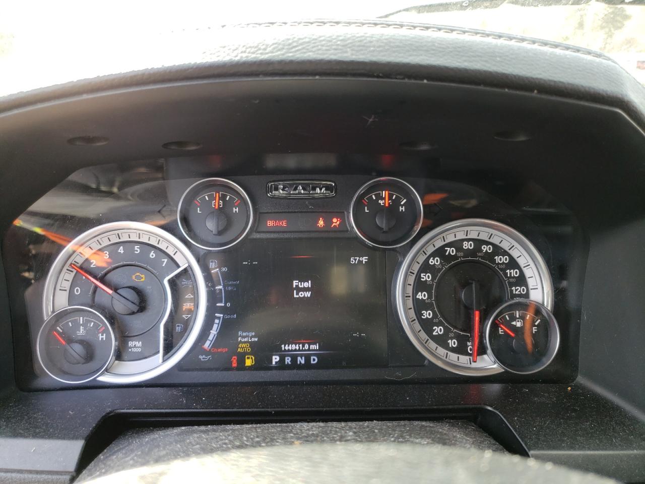 2014 RAM 1500 - Image 9