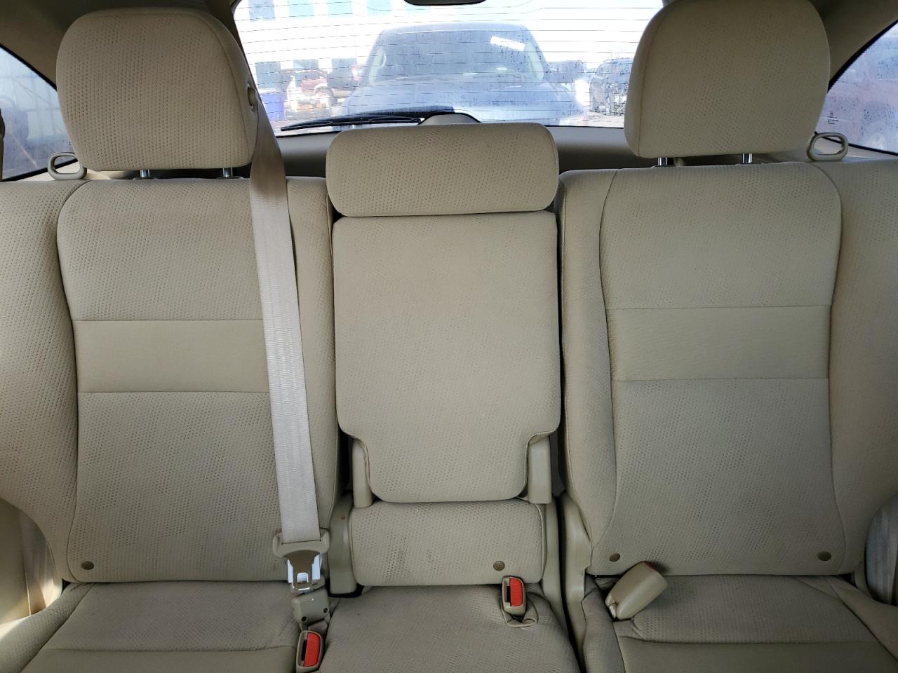 2011 Honda CR-V - Image 10