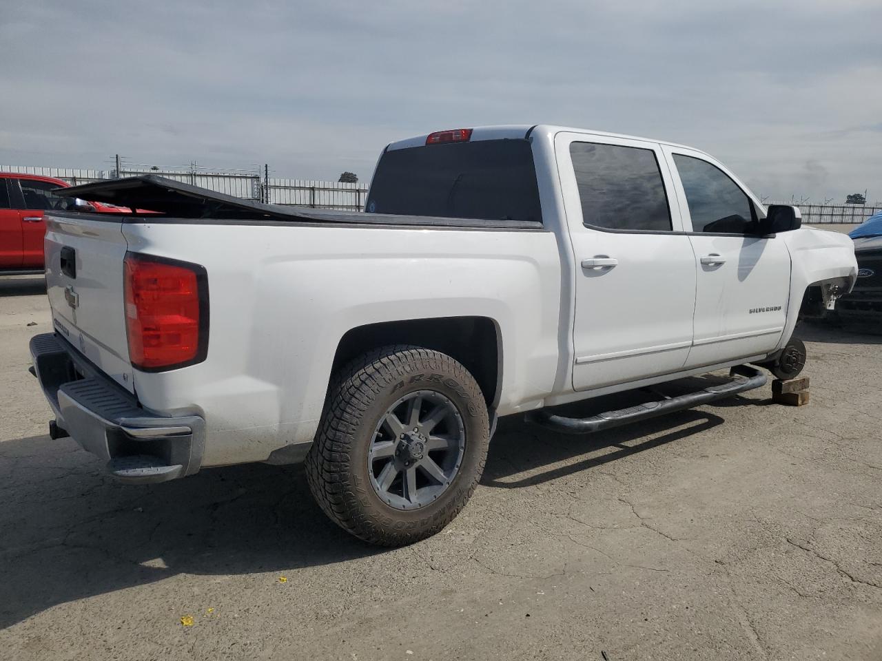 2015 Chevrolet Silverado - Image 3