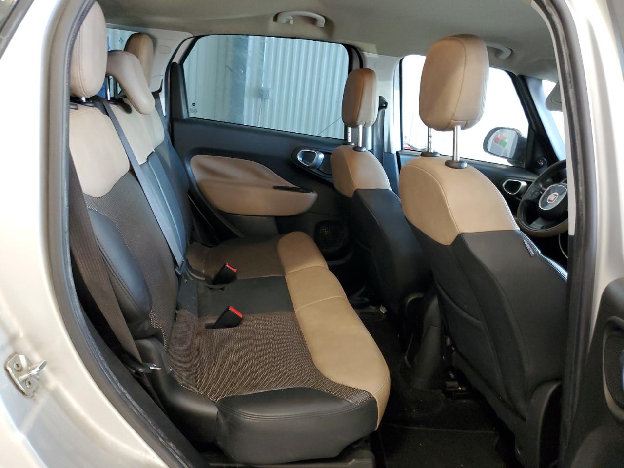2014 Fiat 500 - Image 11
