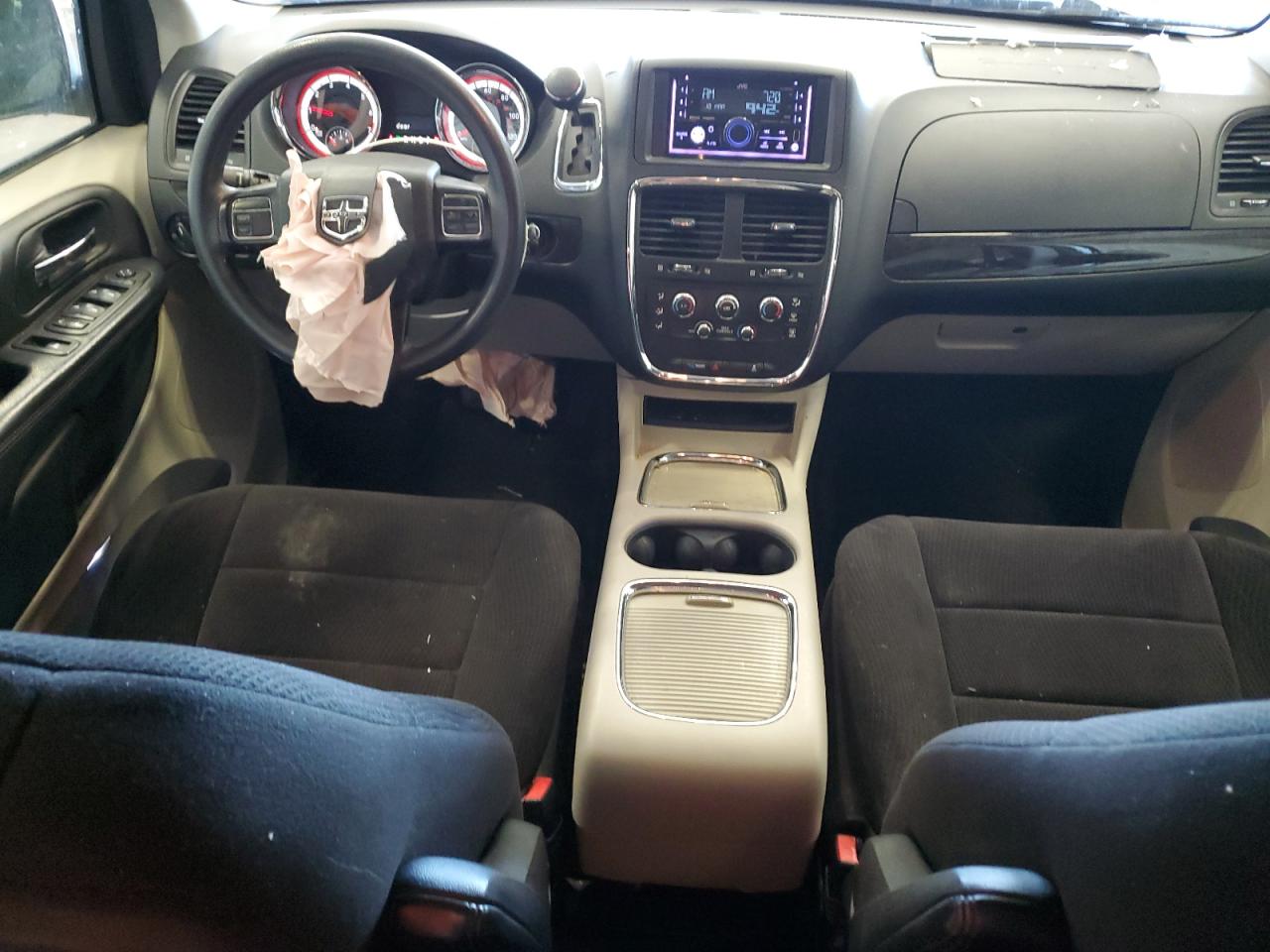 2014 Dodge Caravan - Image 8