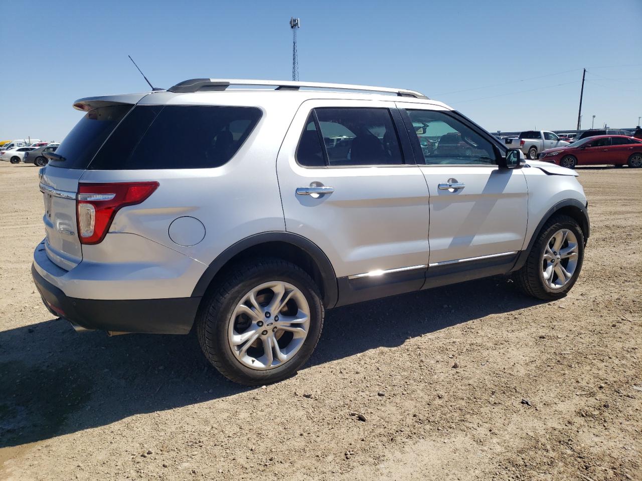 2015 Ford Explorer - Image 3