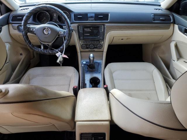  VOLKSWAGEN PASSAT 2018 Черный