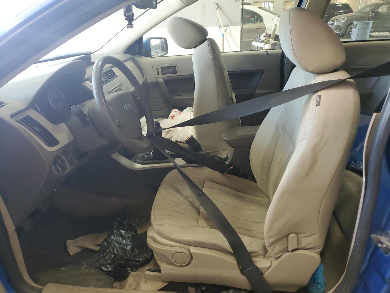 2010 Ford Focus - Image 7