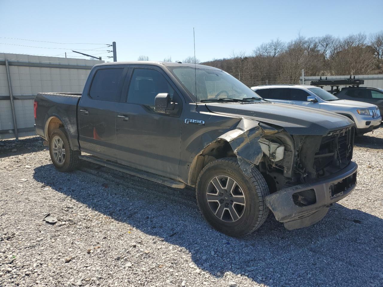 2015 Ford F-150 - Image 4