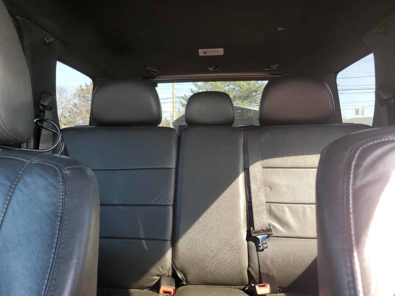 2011 Ford Escape - Image 10