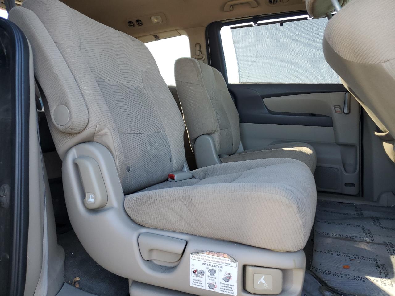 2011 Honda Odyssey - Image 11