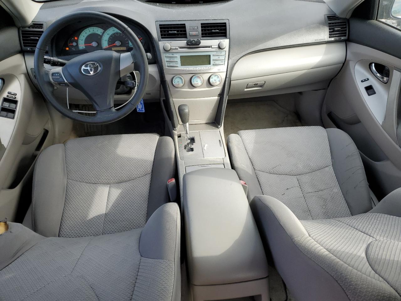2009 Toyota Camry - Image 8