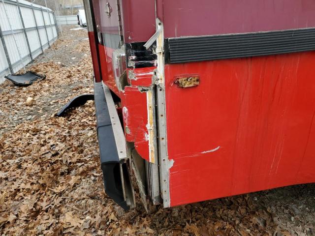 2005 FREIGHTLINER CHASSIS X LINE MOTOR HOME