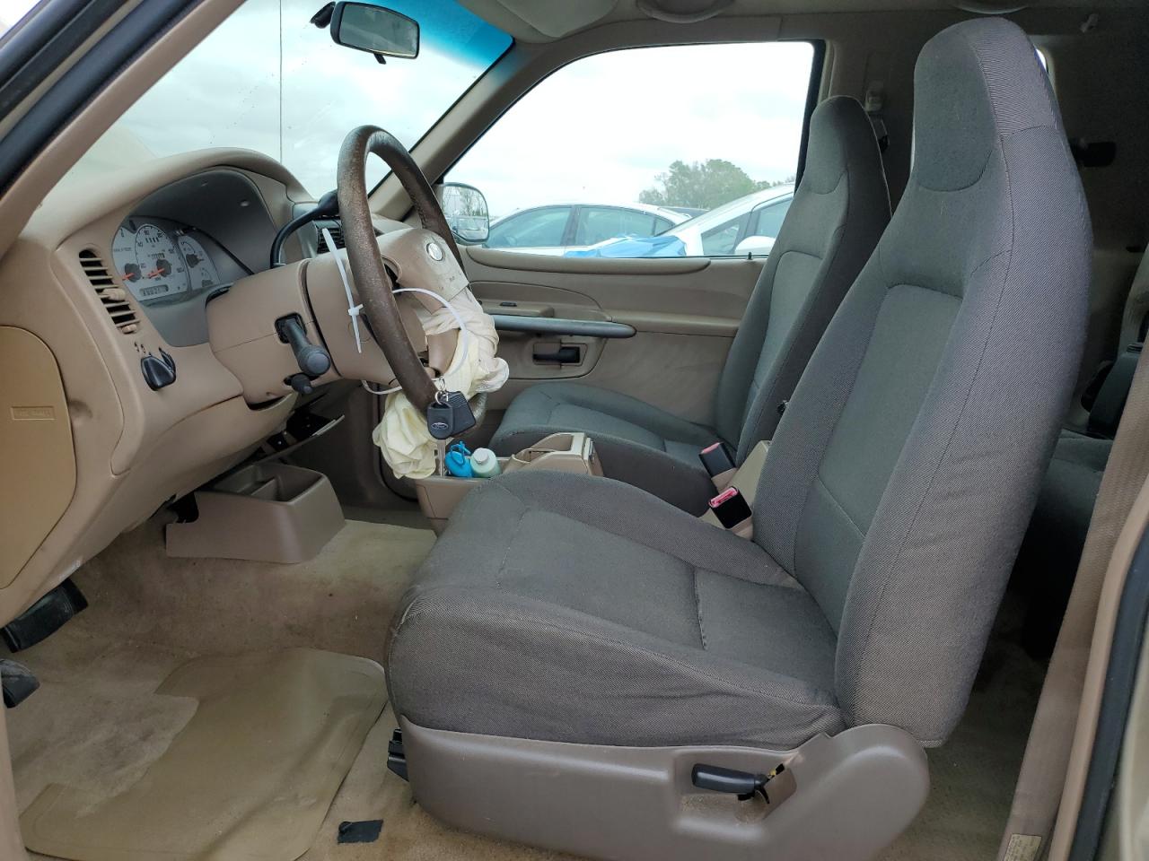 2002 Ford Explorer - Image 7