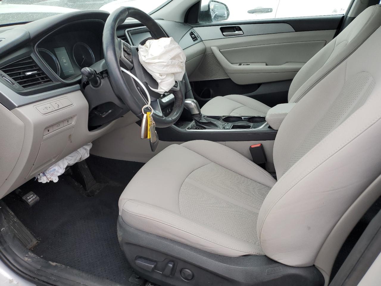 2019 Hyundai Sonata - Image 7