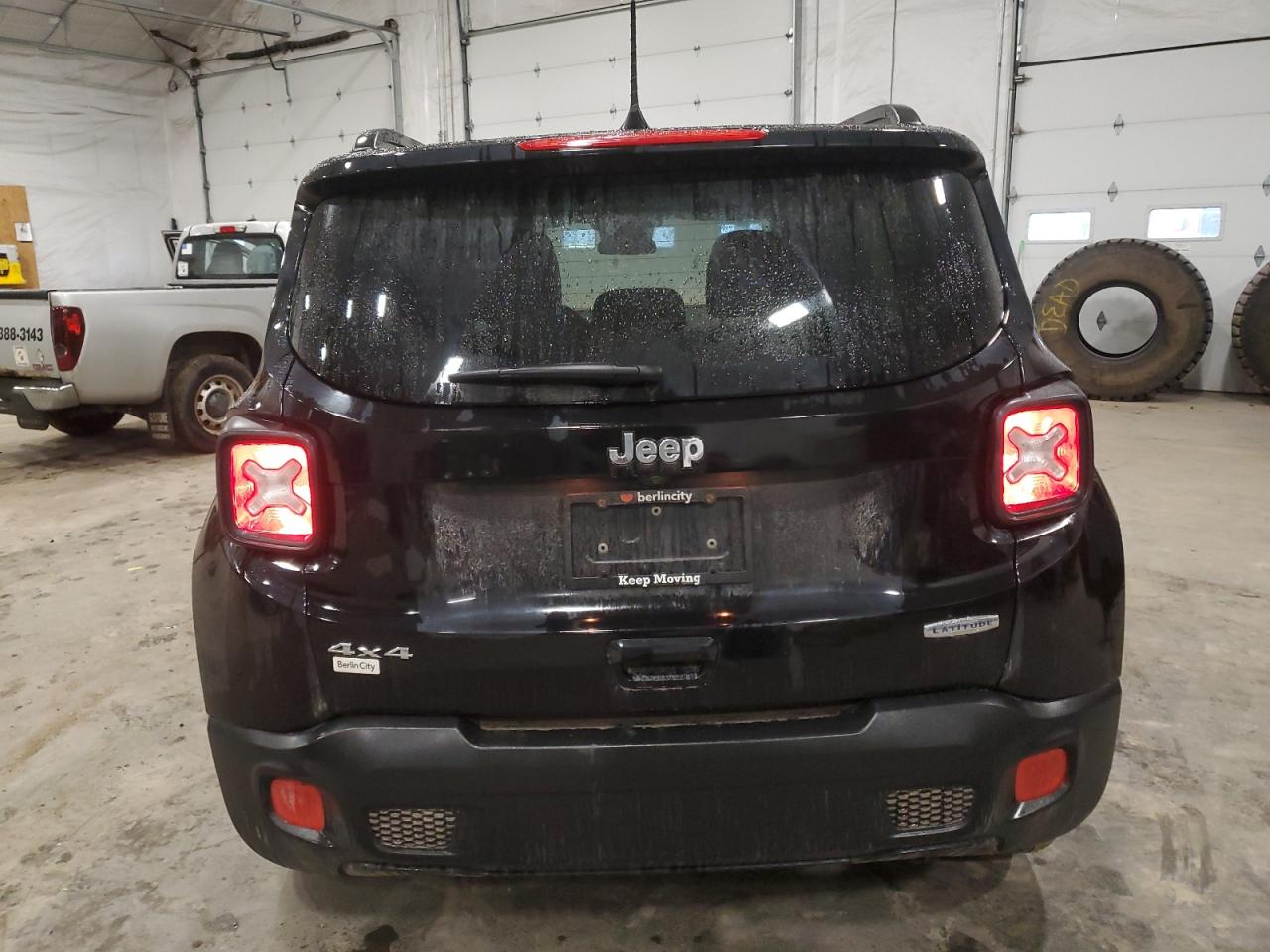 2018 Jeep Renegade - Image 6