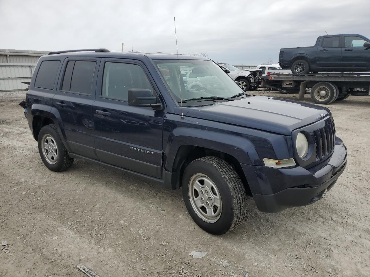 2013 Jeep Liberty (Patriot) - Image 4