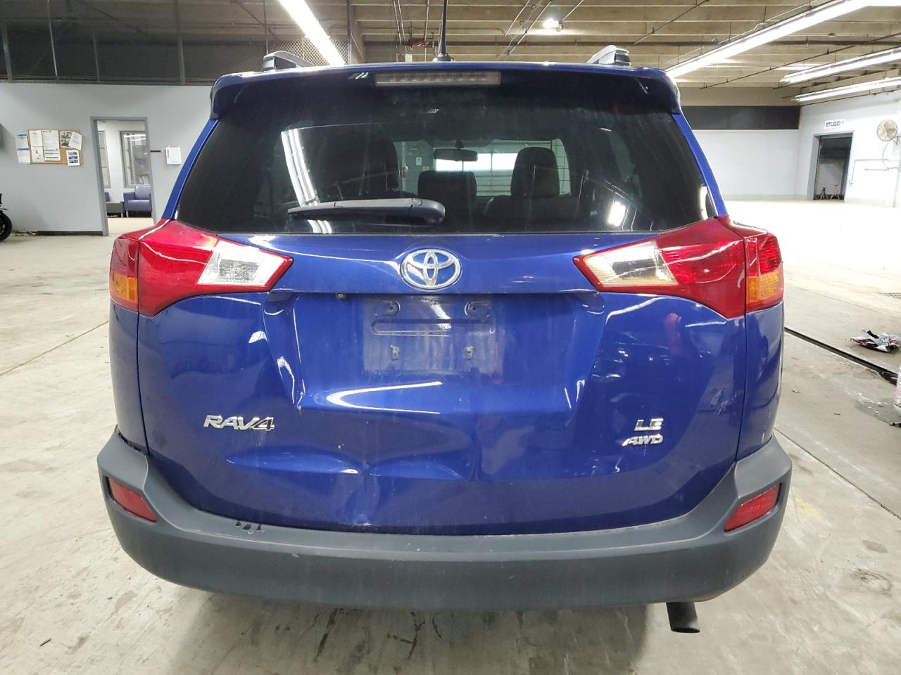 2014 Toyota RAV 4 - Image 6