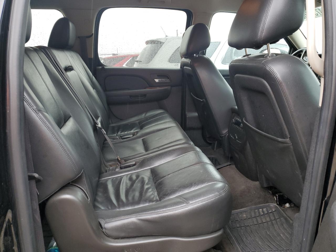 2013 GMC Yukon - Image 11