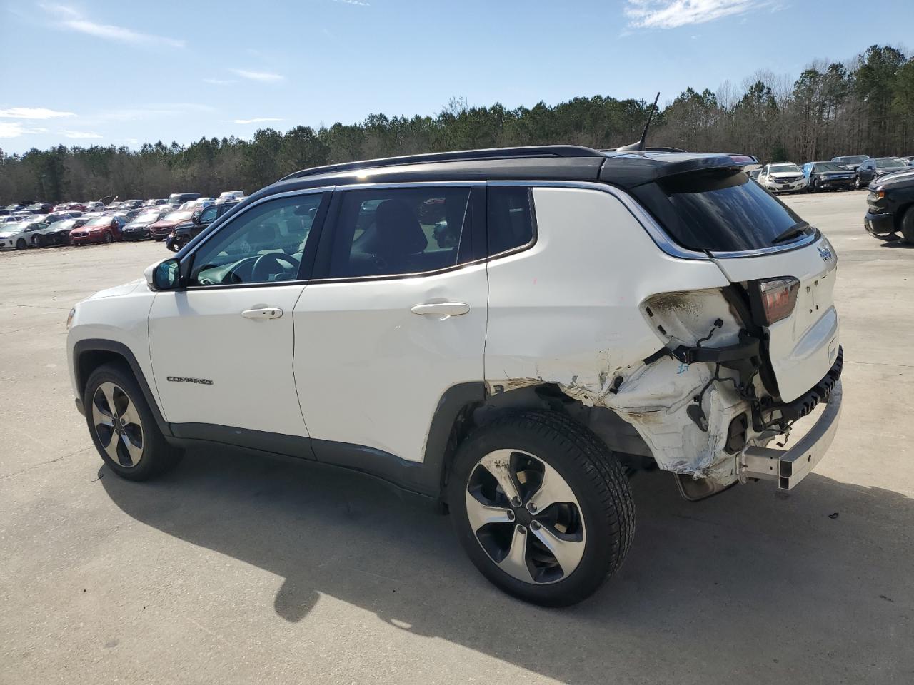 2018 Jeep Compass - Image 2