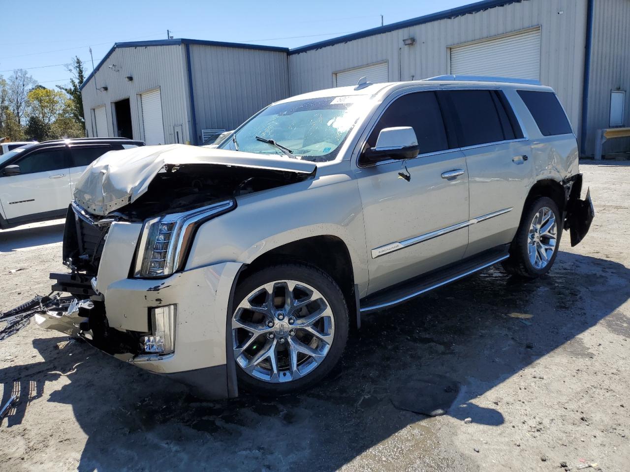 2016 Cadillac Escalade Luxury للبيع في Savannah، GA - Front End