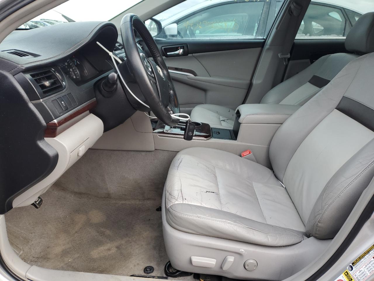 2012 Toyota Camry - Image 7