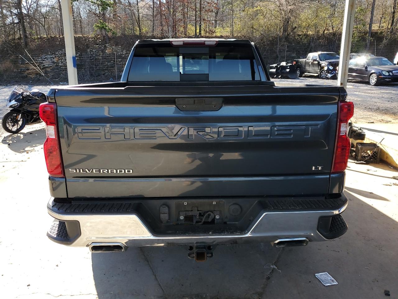 2019 Chevrolet Silverado - Image 6