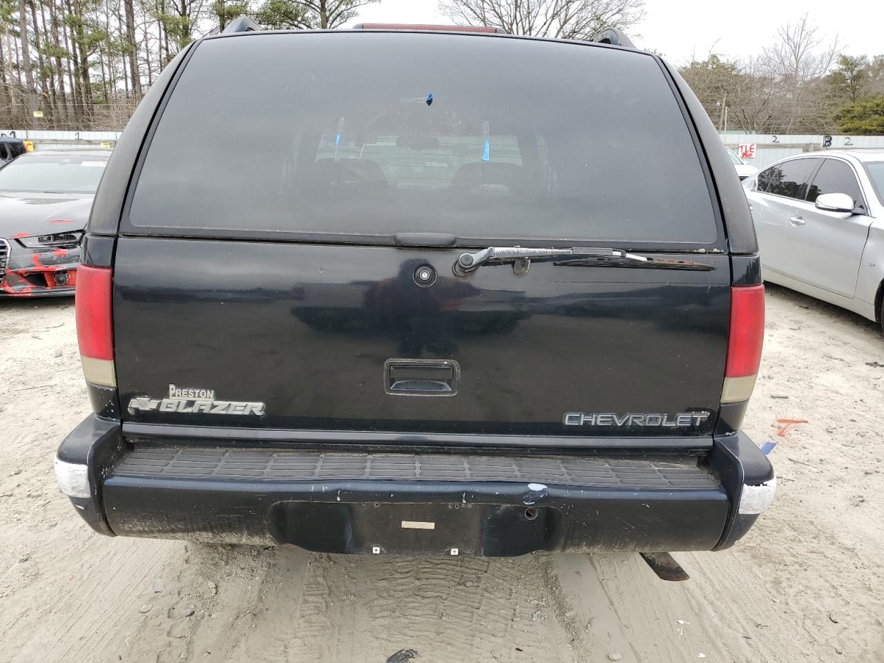 1997 Chevrolet Blazer VIN: 1GNDT13W5V2204892 Lot: 48639395