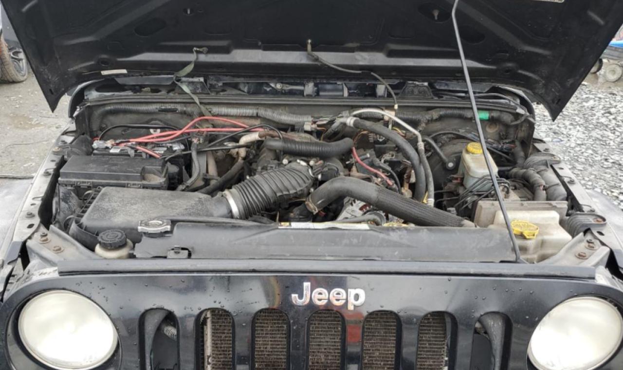 2008 Jeep Wrangler - Image 12