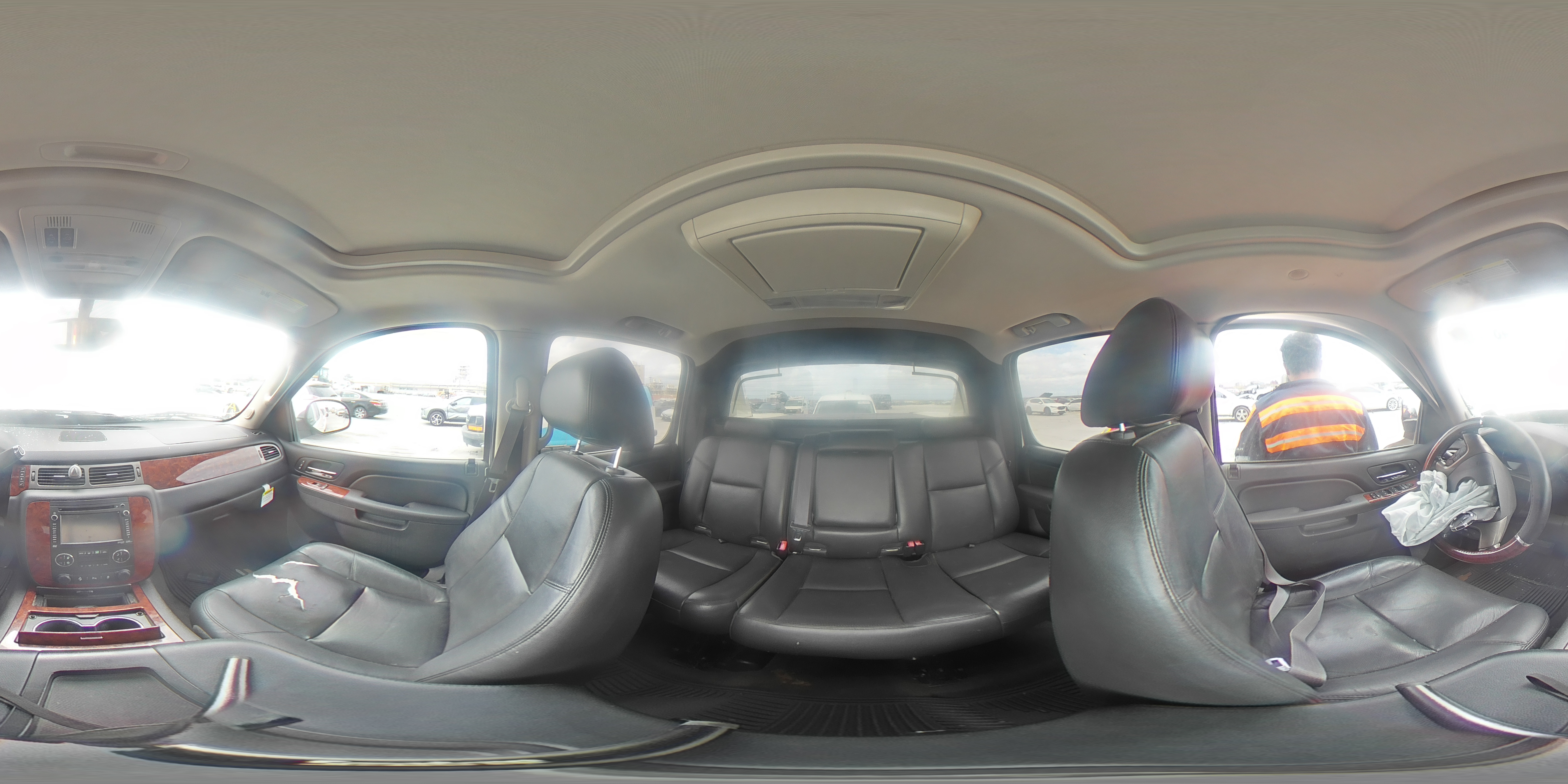 2013 Chevrolet Avalanche - Image 12