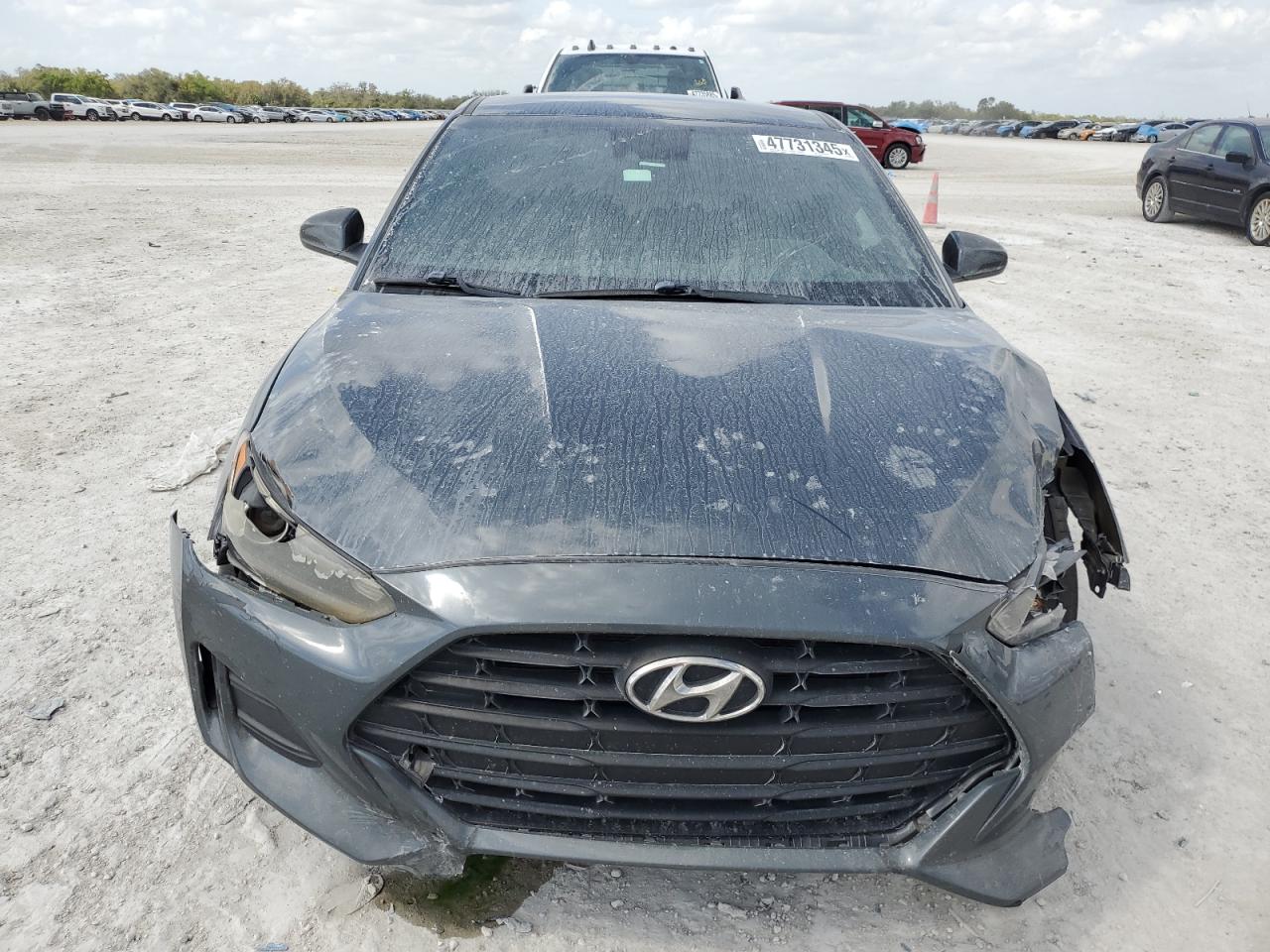 2019 Hyundai Veloster - Image 5
